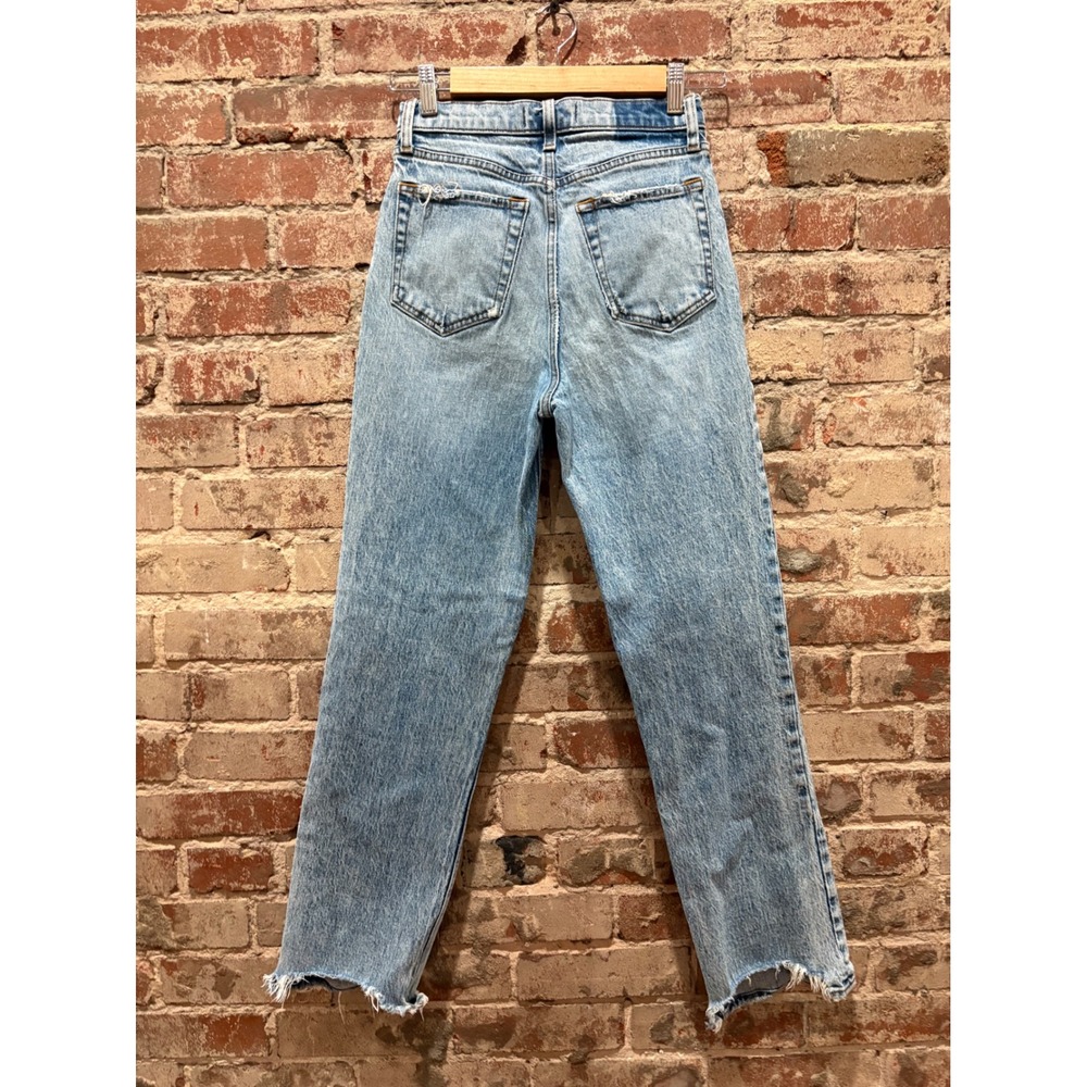 Abercrombie & Fitch The 90s Straight Ultra High Rise Distressed Jeans 27/4R - Picture 6 of 8